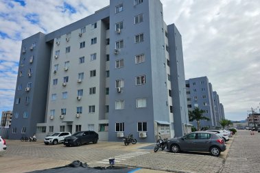Apartamento mobiliado 02 quartos perequ