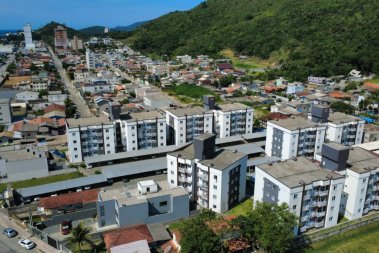 02 Quartos � venda em Porto Belo